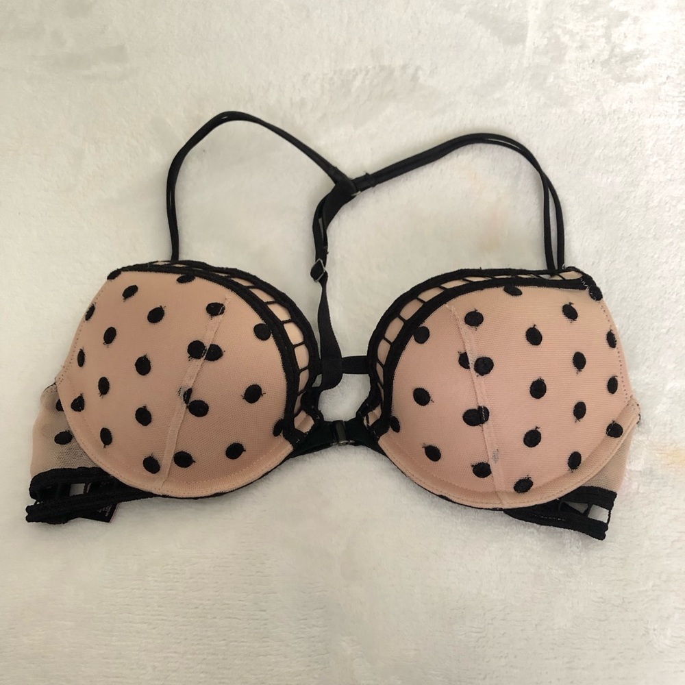 Victoria’s Secret very sexy push-up pigeonnant bra, size 34B - Picture 1 of 6